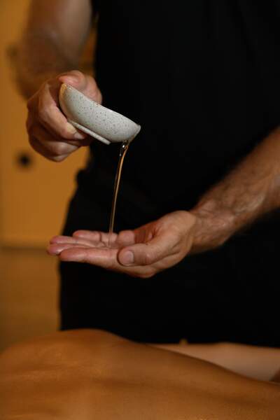 4 Elements Massage 5